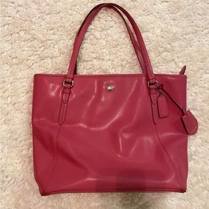 Coach Tote in the perfect shade of Pink!! Looks more pink than pics, pics otw